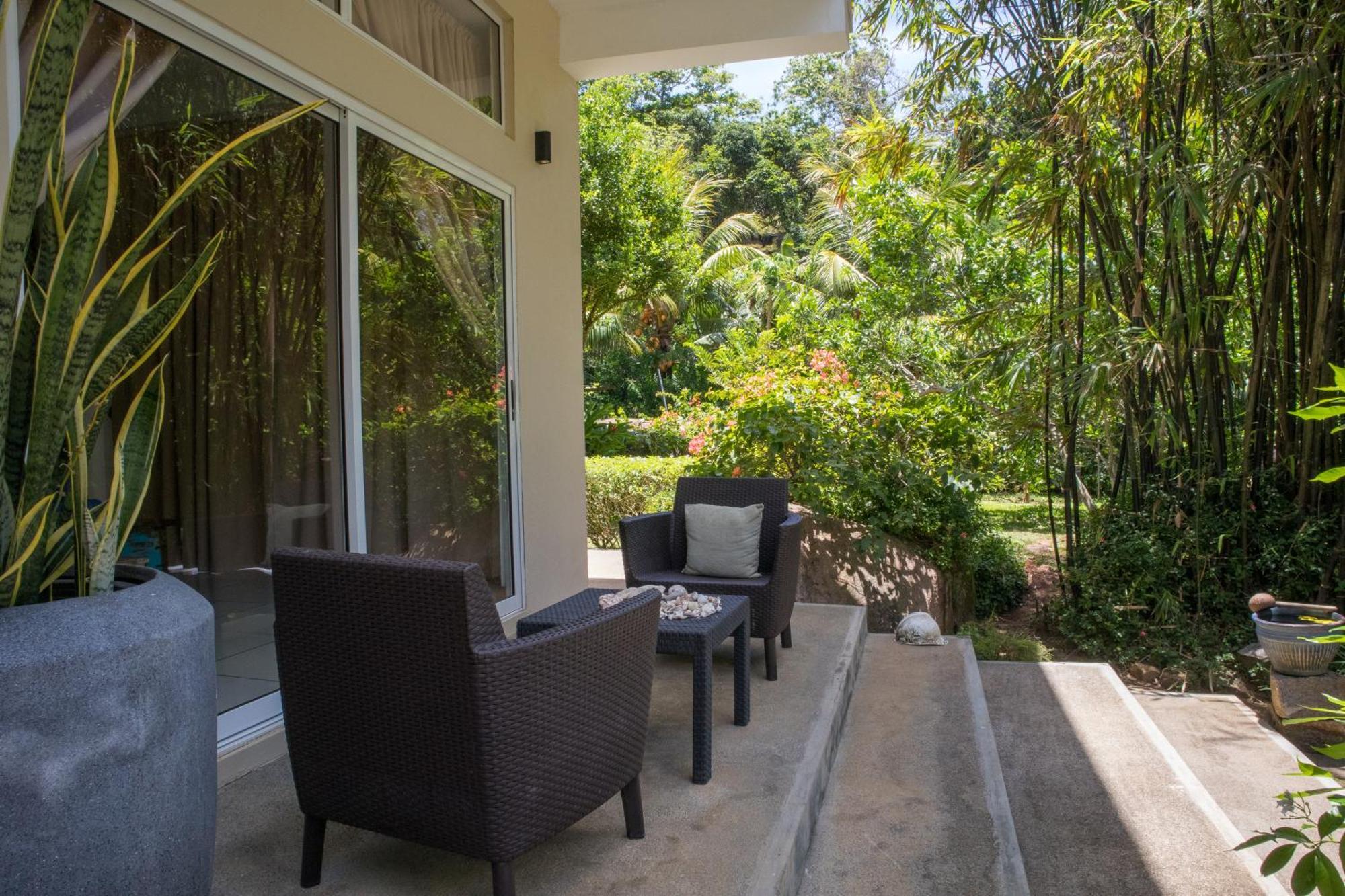 Domaine Desaubin Luxury Villas Takamaka Exteriör bild